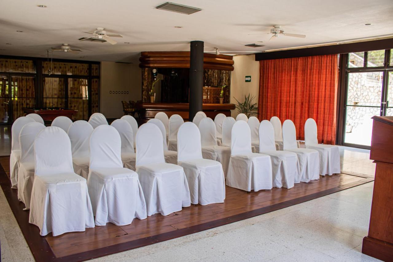 Camino Real Tikal‎ Hotel El Remate Ngoại thất bức ảnh