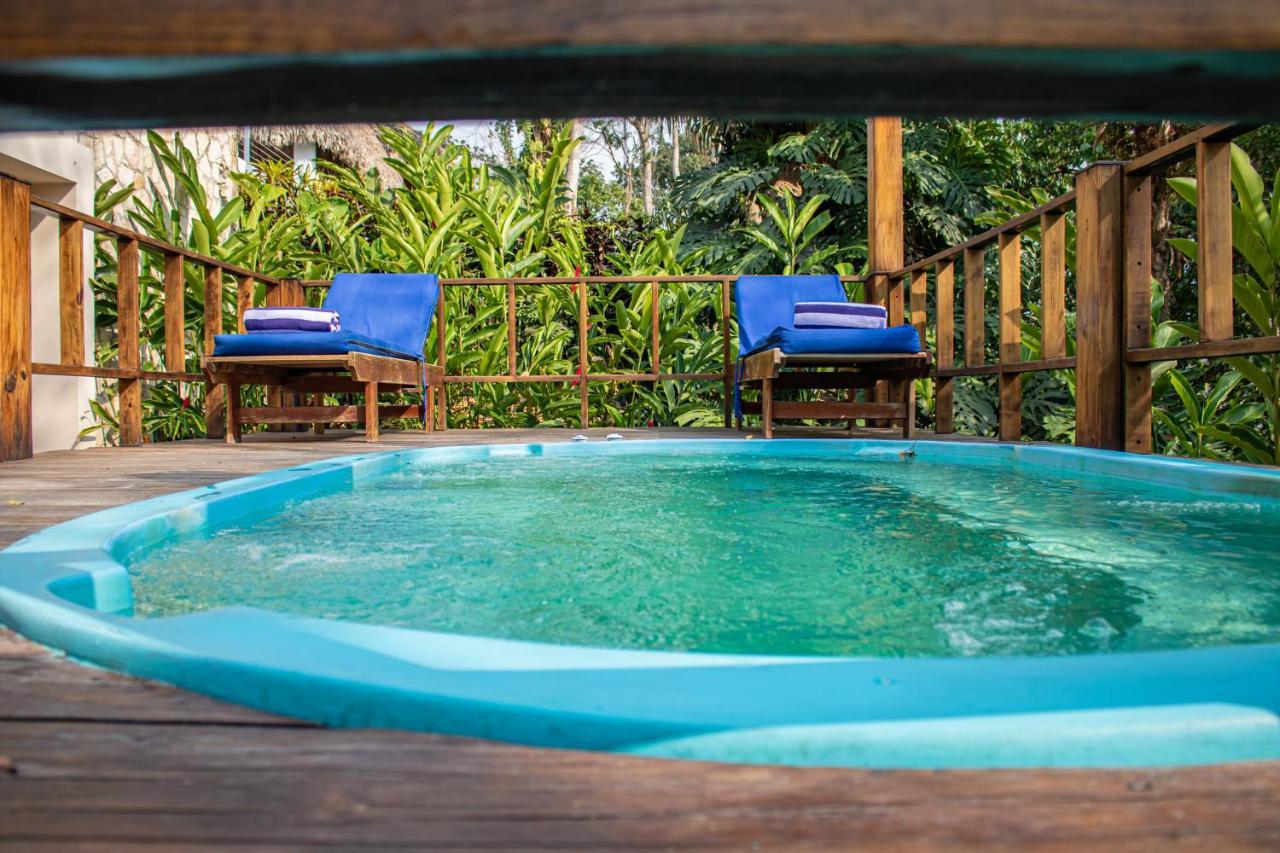 Camino Real Tikal‎ Hotel El Remate Ngoại thất bức ảnh