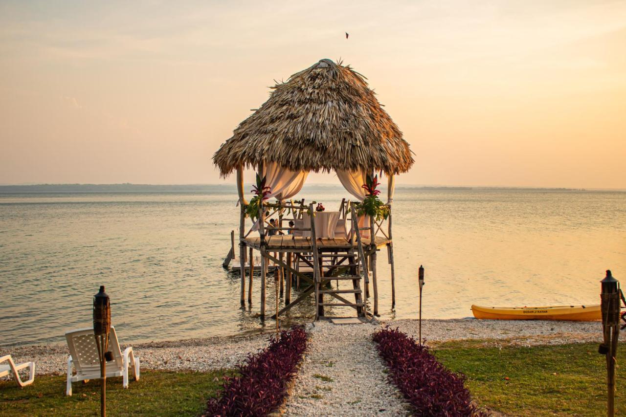 Camino Real Tikal‎ Hotel El Remate Ngoại thất bức ảnh