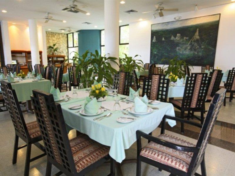Camino Real Tikal‎ Hotel El Remate Ngoại thất bức ảnh