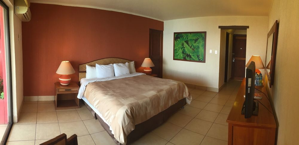 Camino Real Tikal‎ Hotel El Remate Ngoại thất bức ảnh