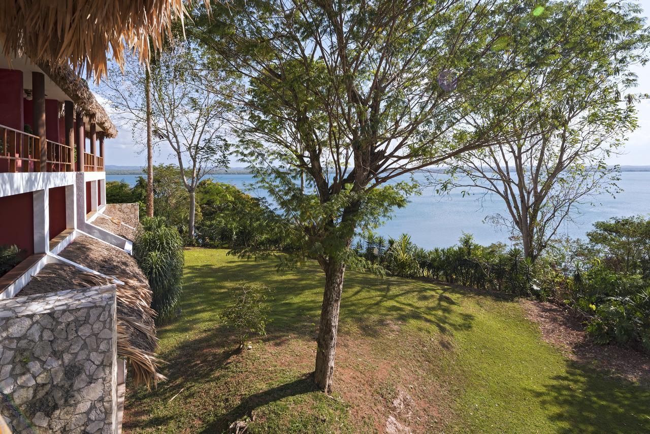 Camino Real Tikal‎ Hotel El Remate Ngoại thất bức ảnh