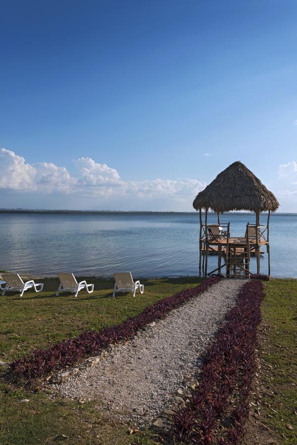 Camino Real Tikal‎ Hotel El Remate Ngoại thất bức ảnh